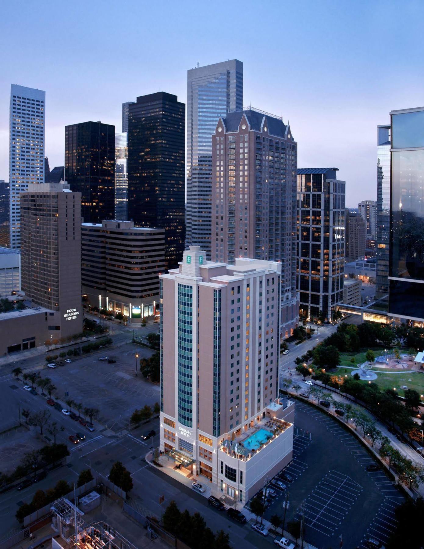 Embassy Suites Houston - Downtown Buitenkant foto